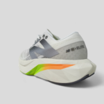 new balance fuelcell rebel v4 - الصورة 7