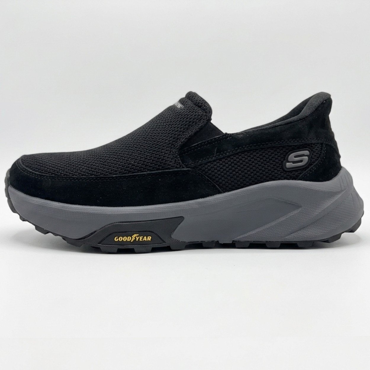 Skechers Goodyear slip ins